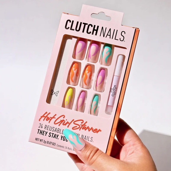 CLUTCH Nails Hot Girl Summer - Picture 3 of 4